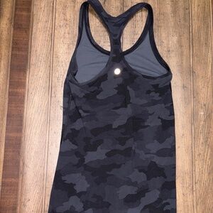 lululemon nulu camo tank top
